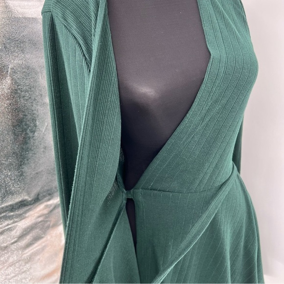 privacy please‎ revolve wrap dress in dark green - Picture 12 of 14